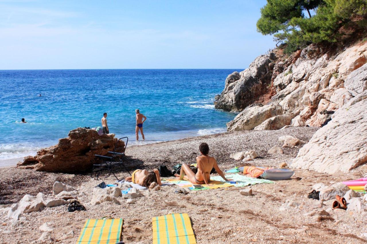 Apartments With A Parking Space Ivan Dolac, Hvar - 8753 ภายนอก รูปภาพ