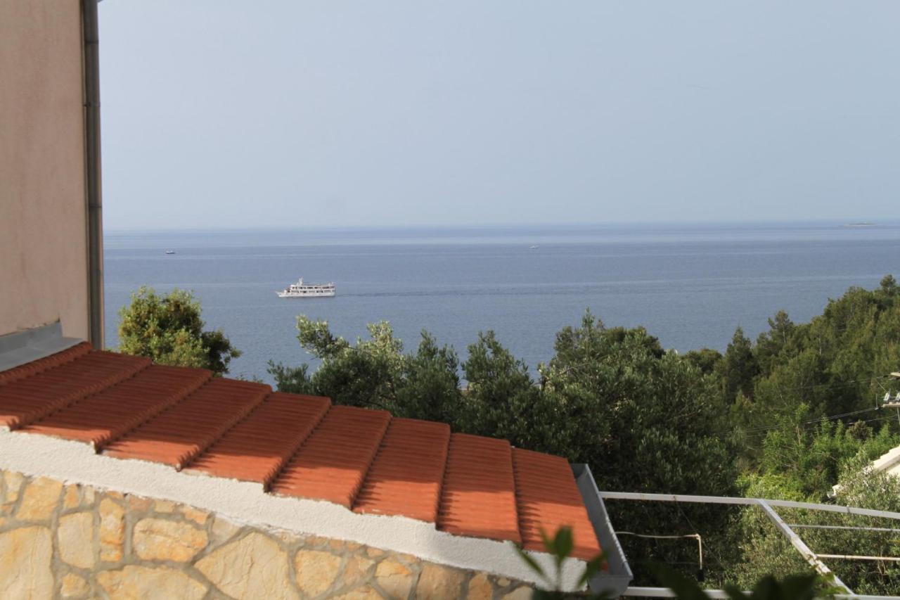 Apartments With A Parking Space Ivan Dolac, Hvar - 8753 ภายนอก รูปภาพ
